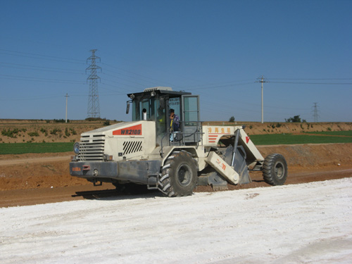 WR2100，晉城灰土拌和