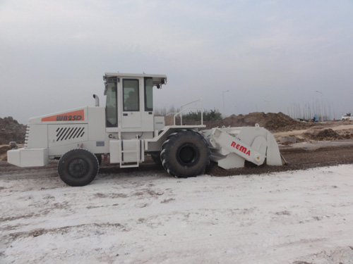 WB25D，長(zhǎng)豐下塘工業(yè)園灰土拌和