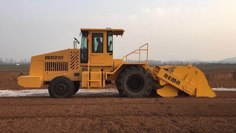 WB21H，電噴400馬力拌和機(jī)宿州拌和施工