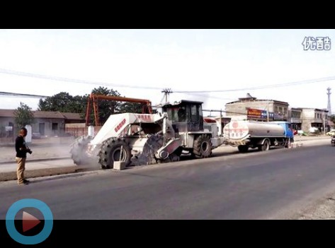 WR2300L，長葛S325省道水穩(wěn)路基冷再生