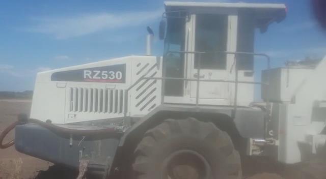 RZ530，阿根廷冷再生施工