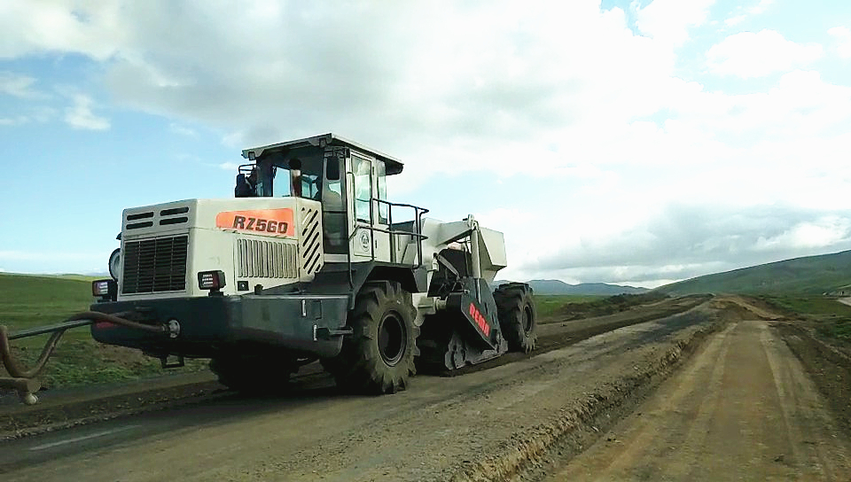 RZ560，蒙古大草原冷再生